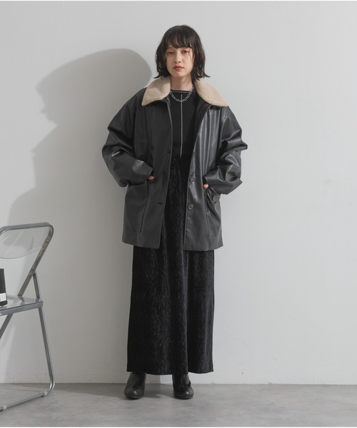 OandI（オーアンドアイ）の「ボア付きフェイクレザーカバーオール（その他アウター・レディース・ブラウン/ブラック・FREE）」の5枚目の写真