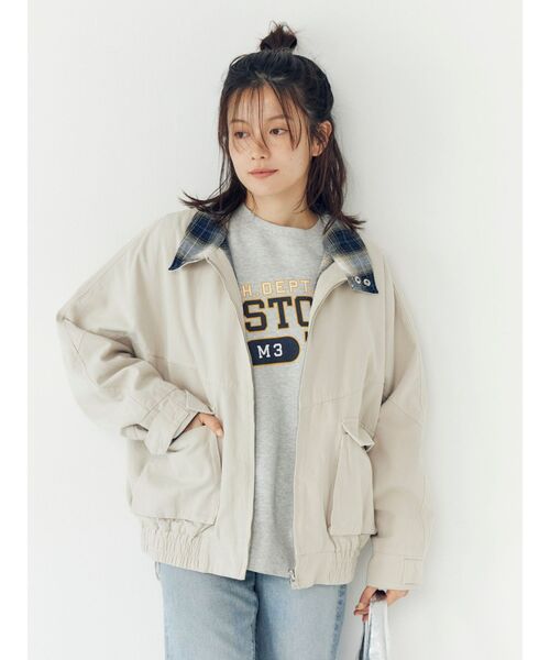 Ungrid（アングリッド）の「リバーシブルスウィングトップ（ブルゾン・レディース・ベージュ/ネイビー・FREE）」の21枚目の写真