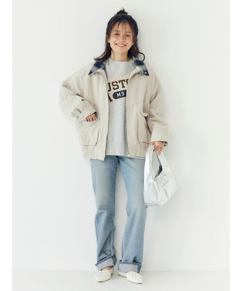 Ungrid（アングリッド）の「リバーシブルスウィングトップ（ブルゾン・レディース・ベージュ/ネイビー・FREE）」の22枚目の写真