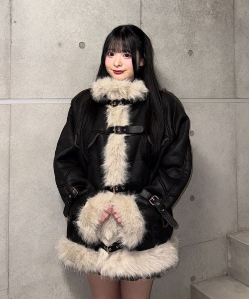 Lae（レイ）の「フェイクファージャケット（テーラードジャケット・レディース・ブラック/グレー/ブラウン・MEDIUM/SMALL）」の4枚目の写真