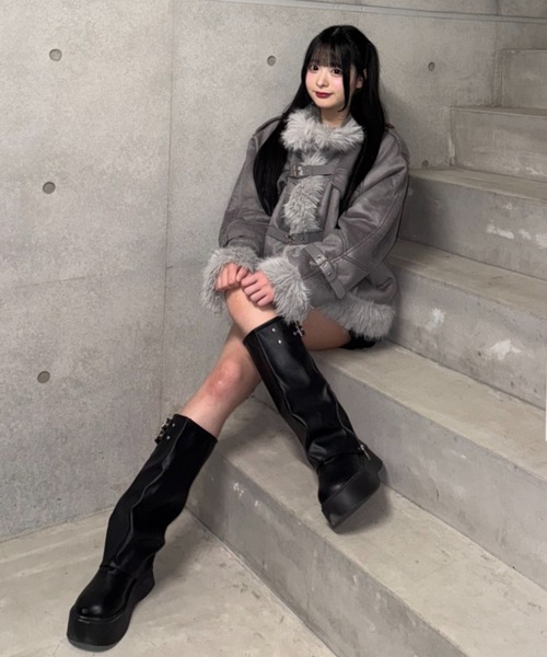 Lae（レイ）の「フェイクファージャケット（テーラードジャケット・レディース・ブラック/グレー/ブラウン・MEDIUM/SMALL）」の8枚目の写真