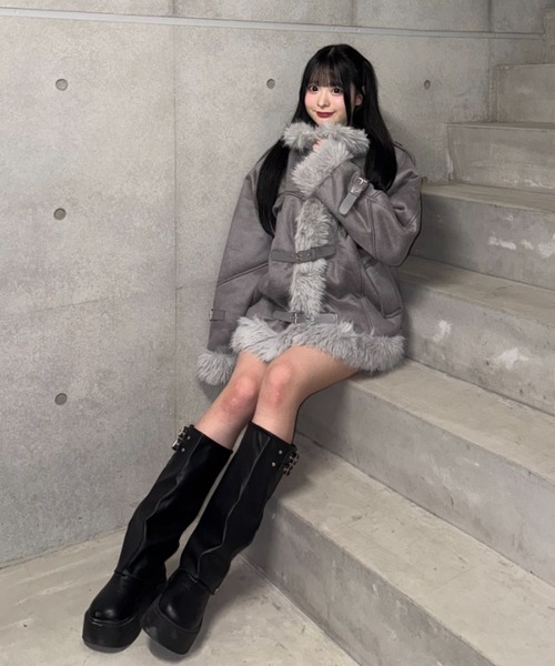 Lae（レイ）の「フェイクファージャケット（テーラードジャケット・レディース・ブラック/グレー/ブラウン・MEDIUM/SMALL）」の9枚目の写真