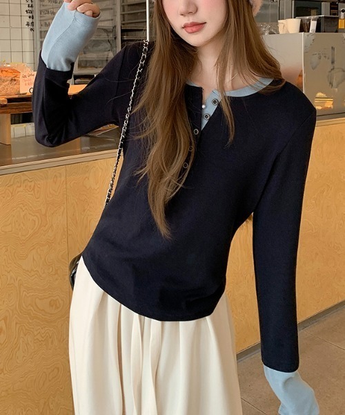 Diosfront(ディオスフロント)の「バイカラーヘンリーネックロングTシャツ(Tシャツ/カットソー・レディース・ネイビー/モカ/グレー・M/L)」の6枚目の写真