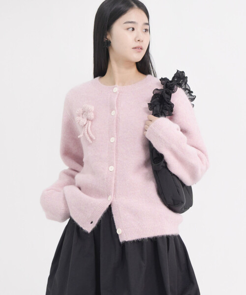 Bshop(ビショップ)の「eunoia | クルーネック 長袖カーディガン WOMEN(カーディガン/ボレロ・レディース・ピンク/グレー/ブラック・ONE)」の14枚目の写真