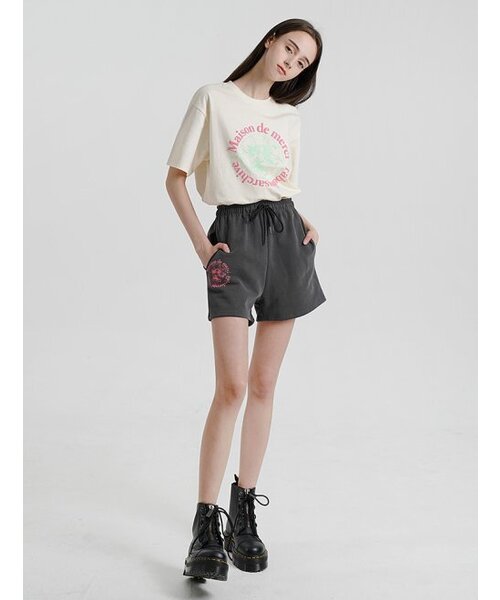 FABULOUS ARCHIVE(ファビュラスアーカイブ)の「ウィメンズ リリス リラックスクロップTシャツ クリームピンク(FCC2TS385W)(Tシャツ/カットソー・レディース・アイボリー・SMALL/MEDIUM)」の2枚目の写真