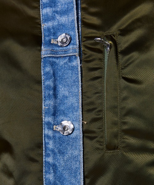 DOUBLE STANDARD CLOTHING(ダブルスタンダードクロージング)の「ナイロンサテン×13oz デニム MA-1ジャケット(MA-1・レディース・カーキ・FREE)」の8枚目の写真