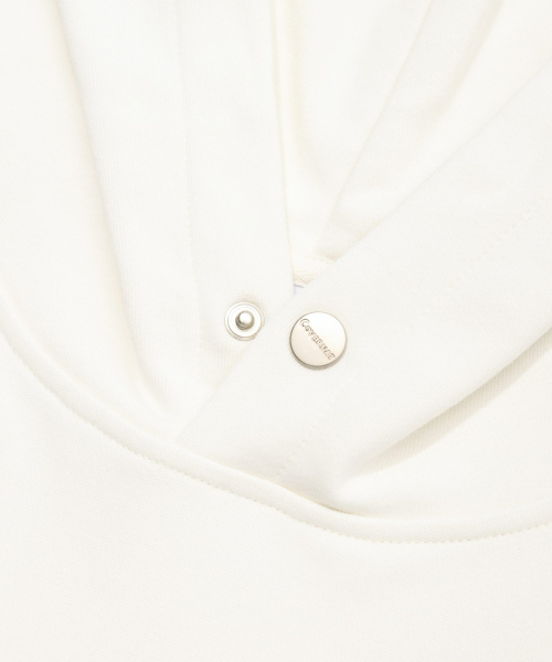 COVERNAT(カバーナット)の「コラージュロゴフードパーカーアイボリー(パーカー・レディース・その他・SMALL/MEDIUM/LARGE/X-LARGE)」の5枚目の写真
