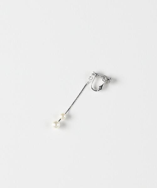 Right-on(ライトオン)の「Right-on Basic(ライトオンベーシック)【レディース】パールロングピアス(ピアス(両耳用)・レディース・シルバー・ONE SIZE)」の10枚目の写真