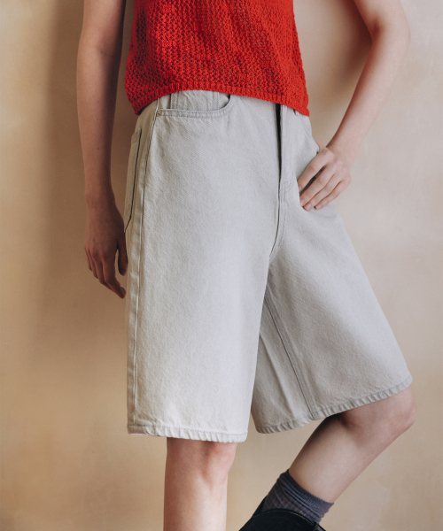ANDNEEDS(アンドニーズ)の「Toby wide half denim (light gray)(その他パンツ・レディース・その他・MEDIUM)」の3枚目の写真