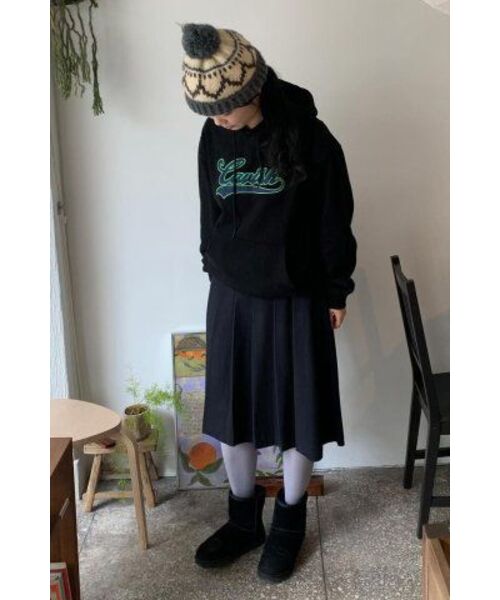 Cavish(カビシ)の「APPLIQUE STADIUM LOGO HOODIE BLACK(CV2ESUM405A)(パーカー・レディース・ブラック・X-LARGE/LARGE/MEDIUM/SMALL)」の8枚目の写真