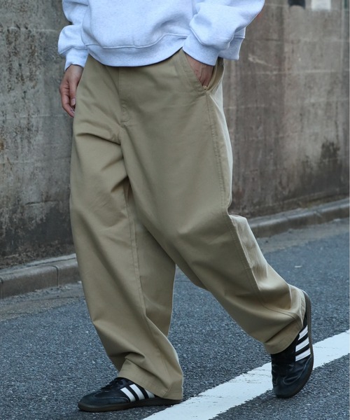 HANES（ヘインズ）の「【HANES/ヘインズ】ワイドフィット ノータックチノパンツ（チノパンツ・メンズ・ベージュ/ブラック/カーキ・L/S/M/LL）」の9枚目の写真