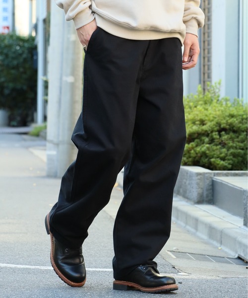 HANES(ヘインズ)の「【HANES/ヘインズ】ワイドフィット ノータックチノパンツ(チノパンツ・メンズ・ベージュ/ブラック/カーキ・L/S/M/LL)」の18枚目の写真