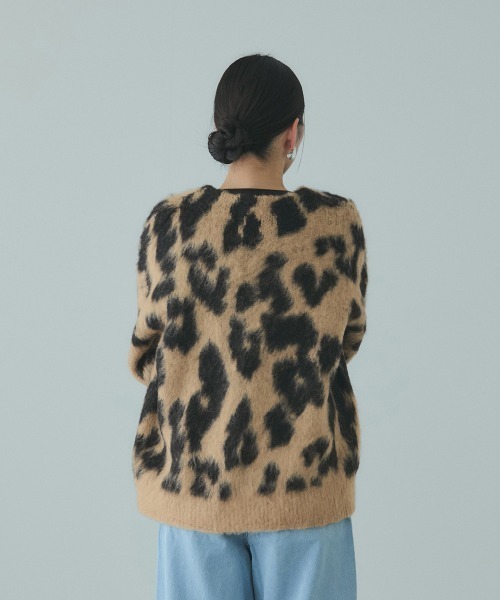 VICKY（ビッキー）の「レオパードJQDシャギーニットカーディガン（カーディガン/ボレロ・レディース・ベージュ系その他/グレー系その他・M）」の7枚目の写真