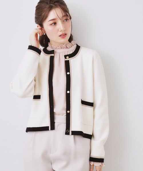 couture brooch(クチュールブローチ)の「【通勤・着映え】配色 総針カーディガン(カーディガン/ボレロ・レディース・ライトブルー/アイボリー/ネイビー・36/38/42)」の13枚目の写真