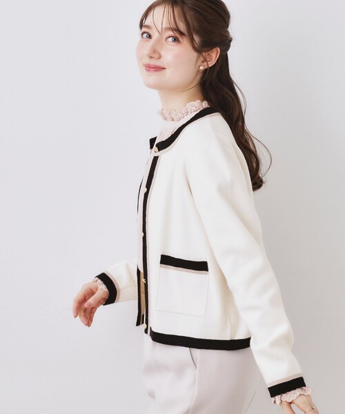 couture brooch(クチュールブローチ)の「【通勤・着映え】配色 総針カーディガン(カーディガン/ボレロ・レディース・ライトブルー/アイボリー/ネイビー・36/38/42)」の15枚目の写真