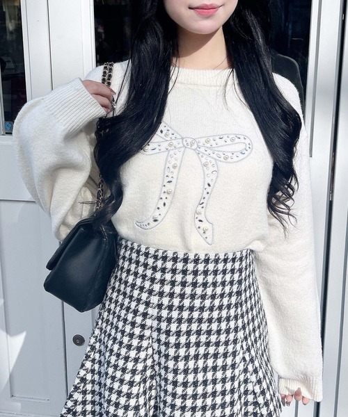 INGNI（イング）の「リボン×ビジューもちもちニット（ニット/セーター・レディース・サックスブルー/ブラック/オフホワイト/ピンク・M）」の17枚目の写真