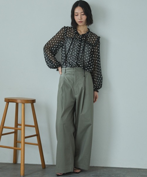 Doux archives（ドゥアルシーヴ）の「フラワー刺繍シアーブラウス（シャツ/ブラウス・レディース・ブラック/オフホワイト・FREE）」の6枚目の写真