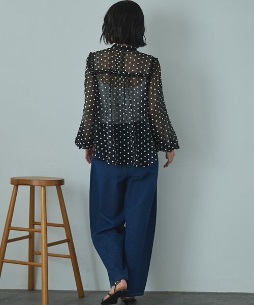 Doux archives（ドゥアルシーヴ）の「フラワー刺繍シアーブラウス（シャツ/ブラウス・レディース・ブラック/オフホワイト・FREE）」の21枚目の写真