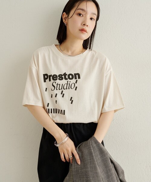 Omekashi（オメカシ）の「ロゴT（Tシャツ/カットソー・レディース・オフホワイト/ブラック・FREE）」の3枚目の写真