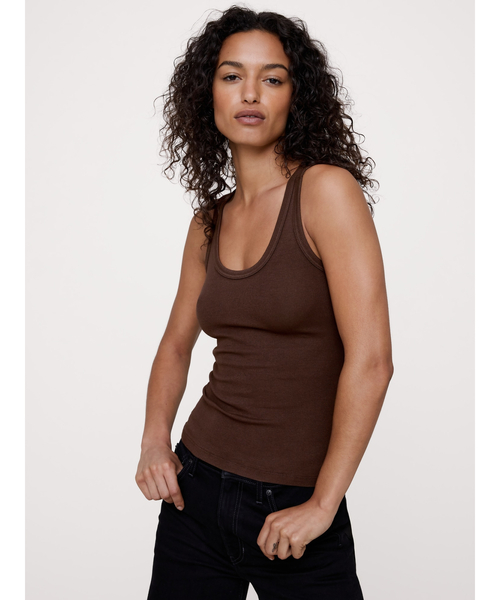 Banana Republic(バナナリパブリック)の「リブ スクープネック タンクトップ(タンクトップ・レディース・ブラック/ホワイト/インディゴブルー/ブラウン/グレー/ブラウン系その他・XS/S/M/L)」の5枚目の写真