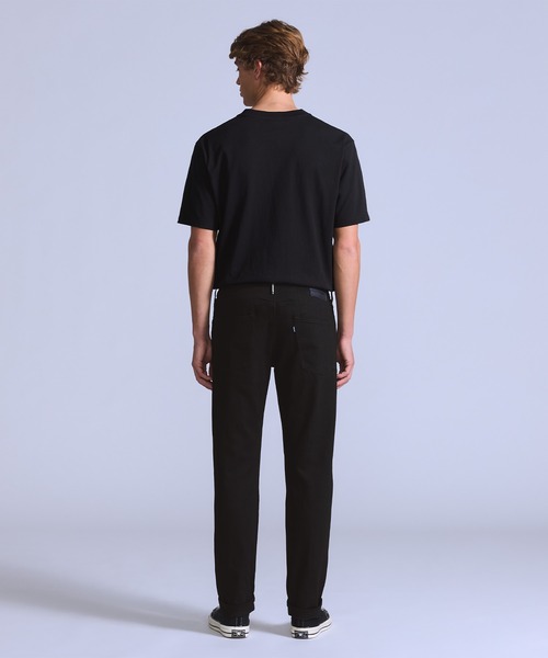 Levi's(リーバイス)の「Levi's/リーバイス BLUETAB(TM) 502(TM) テーパードフィット ジーンズ ブラック(デニムパンツ・メンズ・ブラック・W28 L32/W29 L32/W30 L32/W31 L32/W32 L32/W33 L32/W34 L32/W36 L32)」の4枚目の写真