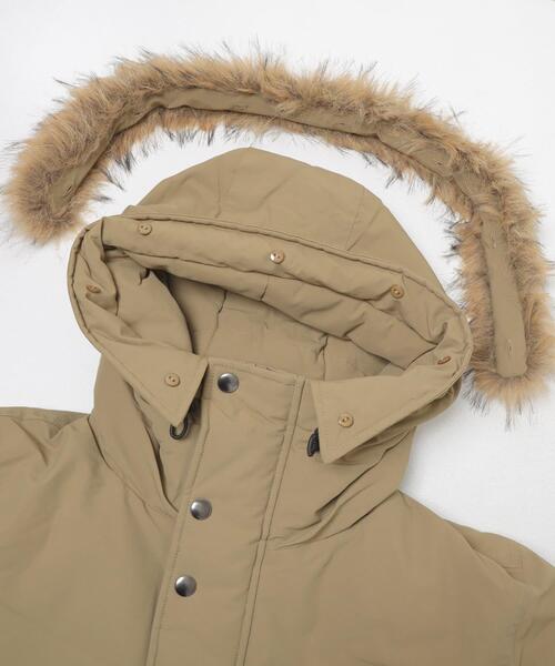 ITEMS URBANRESEARCH(アイテムズ アーバンリサーチ)の「770FP撥水フィールドダウンコート(ダウンジャケット/コート・メンズ・ベージュ/ブラック・LARGE/MEDIUM)」の8枚目の写真