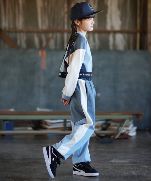 THE NORTH FACE(ザノースフェイス)の「THE NORTH FACE ザ・ノース・フェイス ワイドシルエット パンツ NBJ32602(その他パンツ・キッズ・グレー×サックスブルー/ブラック×ベージュ・130cm/140cm/150cm/160cm)」の8枚目の写真