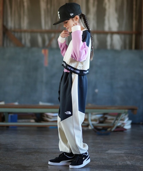 THE NORTH FACE(ザノースフェイス)の「THE NORTH FACE ザ・ノース・フェイス ワイドシルエット パンツ NBJ32602(その他パンツ・キッズ・グレー×サックスブルー/ブラック×ベージュ・130cm/140cm/150cm/160cm)」の13枚目の写真