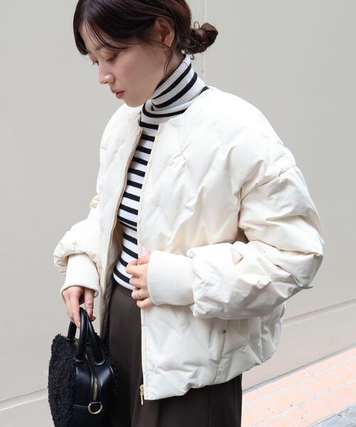le.coeur blanc（ルクールブラン）の「ステッチレスコンパクトダウン（その他アウター・レディース・アイボリー/ブラック・38）」の5枚目の写真