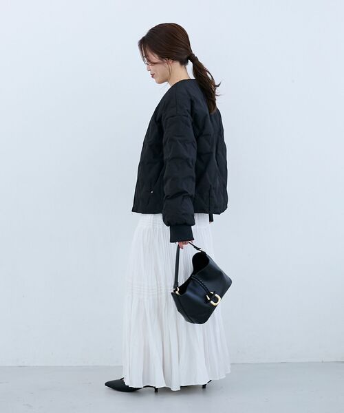 le.coeur blanc（ルクールブラン）の「ステッチレスコンパクトダウン（その他アウター・レディース・アイボリー/ブラック・38）」の19枚目の写真