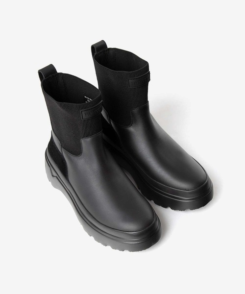 HUNTER（ハンター）の「HUNTER EXPLORER CHELSEA FLATFORM BOOT ハンター エクスプローラー チェルシー レインブーツ（レインシューズ・レディース・ブラック・5/6/4）」の16枚目の写真