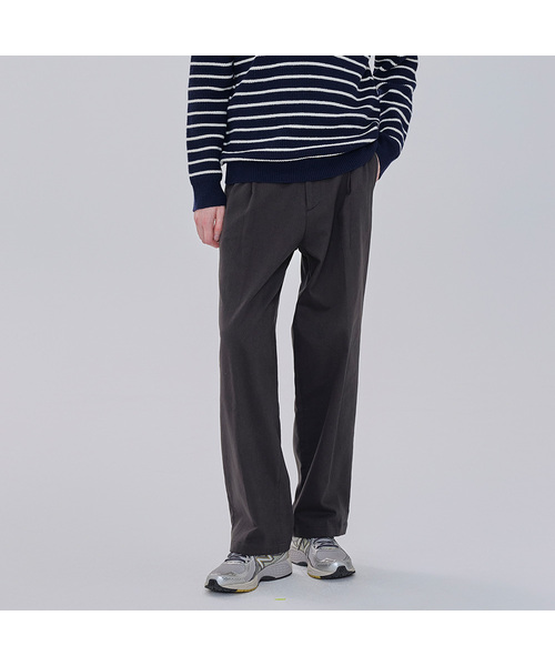 MINDBRIDGE（マインドブリッジ）の「[ウォーム]ワイドワンタックコットンバンディングパンツ - 2カラー（その他パンツ・メンズ・ダークグレー/ダークベージュ・36/34/32/30/29）」の2枚目の写真