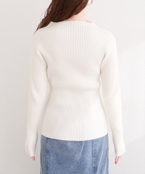 natural couture(ナチュラルクチュール)の「斜めボタンプチハイリブニット(ニット/セーター・レディース・ブラウン/グレイッシュベージュ/サックスブルー/ブラック/オフホワイト・FREE)」の19枚目の写真