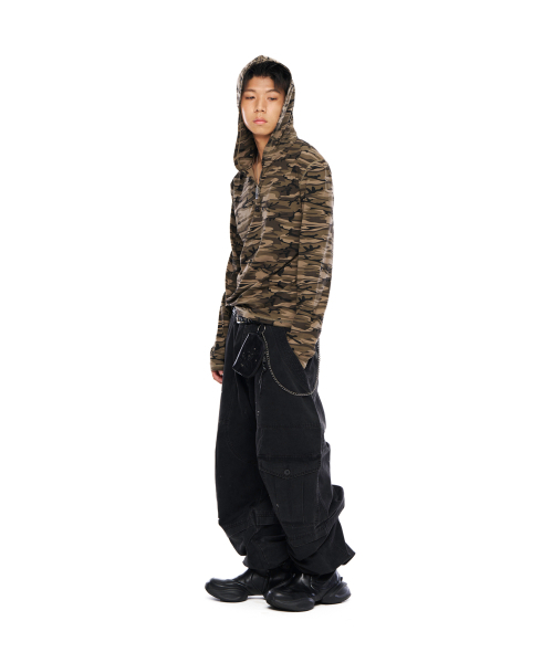 AAKAM（アーカム）の「Painted Military Cargo Pants (Black)（その他パンツ・レディース・その他・1/2）」の6枚目の写真