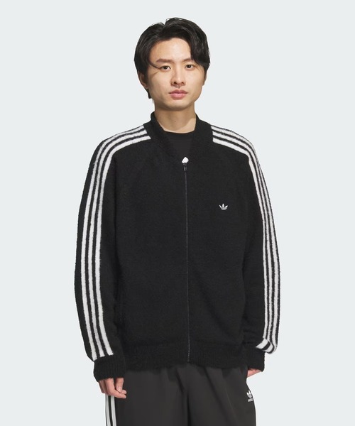 adidas(アディダス)の「【adidas】3 STRIPES FLUFFY KNIT CREW(ニット/セーター・レディース・ブラック/ブラウン・S/M)」の1枚目の写真