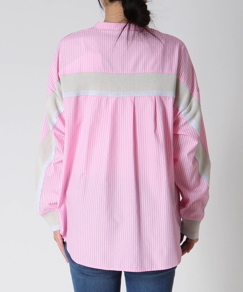 Three Four Time(スリーフォータイム)の「バックヨークテープブラウス(シャツ/ブラウス・レディース・ピンク/オフホワイト/ブルー・FREE)」の12枚目の写真