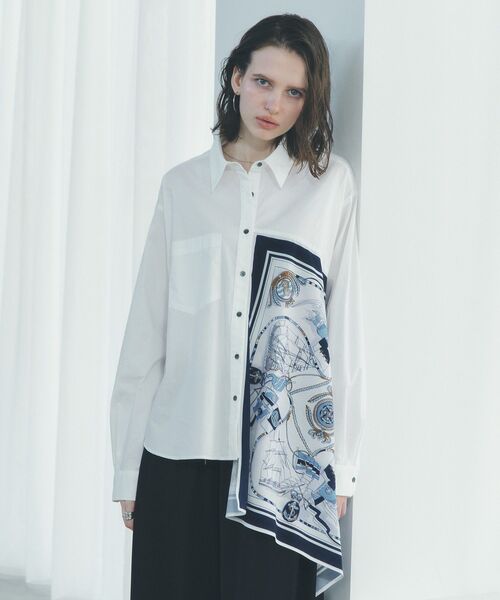 Editt by YECCA VECCA(エディットバイイェッカヴェッカ)の「スカーフデザインアシメシャツ(シャツ/ブラウス・レディース・ストライプ/ホワイト・FREE)」の5枚目の写真