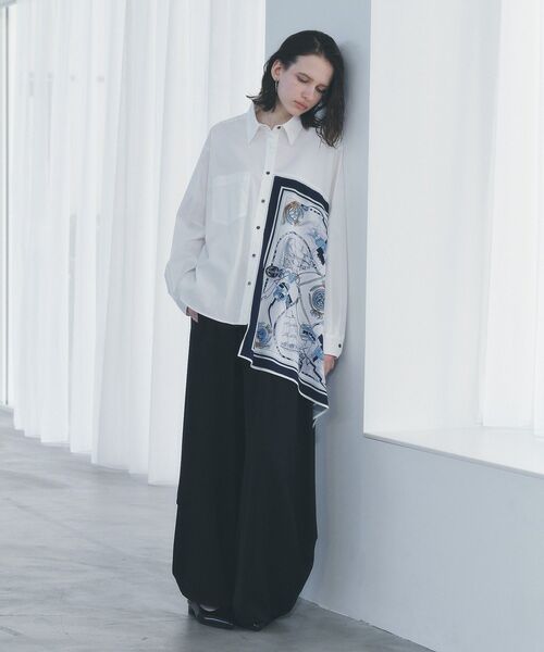 Editt by YECCA VECCA(エディットバイイェッカヴェッカ)の「スカーフデザインアシメシャツ(シャツ/ブラウス・レディース・ストライプ/ホワイト・FREE)」の9枚目の写真