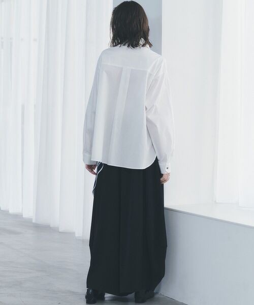 Editt by YECCA VECCA(エディットバイイェッカヴェッカ)の「スカーフデザインアシメシャツ(シャツ/ブラウス・レディース・ストライプ/ホワイト・FREE)」の12枚目の写真