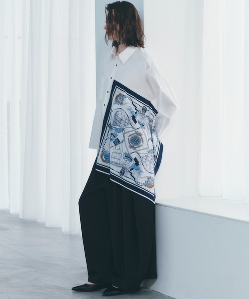 Editt by YECCA VECCA(エディットバイイェッカヴェッカ)の「スカーフデザインアシメシャツ(シャツ/ブラウス・レディース・ストライプ/ホワイト・FREE)」の9枚目の写真