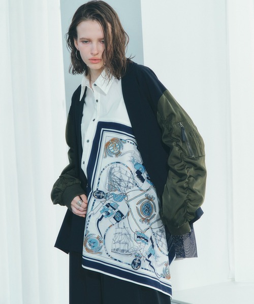 Editt by YECCA VECCA(エディットバイイェッカヴェッカ)の「スカーフデザインアシメシャツ(シャツ/ブラウス・レディース・ストライプ/ホワイト・FREE)」の13枚目の写真