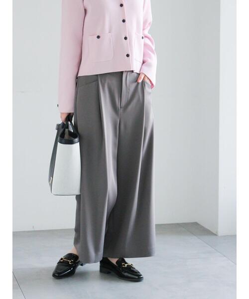 Te chichi（テチチ）の「タックポケットワイドクロップトパンツ（その他パンツ・レディース・ネイビー/グレー/ブラック・M/S）」の2枚目の写真