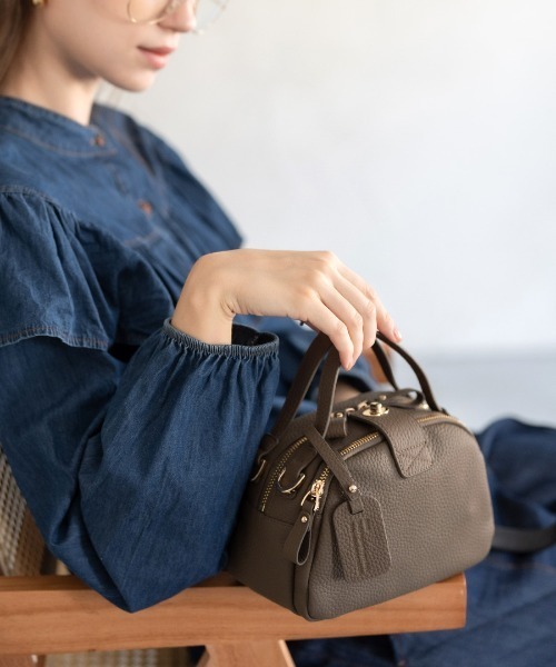 HAYNI（ヘイニ）の「Baby Loche ベイビーロシェ【第2世代・改良版】（ショルダーバッグ・レディース・グレー系2/ブラウン系/アイボリー/グレー系1/キャメル/ブラック×ゴールド/シルバー/ブラック×シルバー/グレー・FREE）」の7枚目の写真