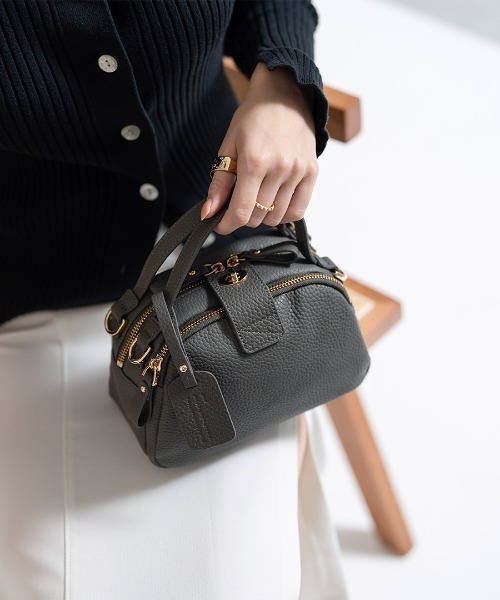 HAYNI（ヘイニ）の「Baby Loche ベイビーロシェ【第2世代・改良版】（ショルダーバッグ・レディース・グレー系2/ブラウン系/アイボリー/グレー系1/キャメル/ブラック×ゴールド/シルバー/ブラック×シルバー/グレー・FREE）」の14枚目の写真