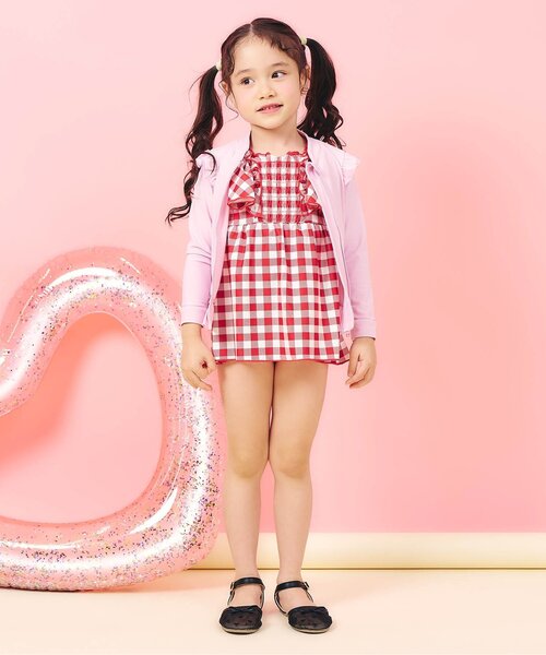 apres les cours(アプレレクール)の「【UVカット】シャーリングフリルワンピース水着_ジュニア対応(水着・キッズ・ピンク/レッド/ブラック/サックスブルー/オレンジ/イエロー・80/90/100/110/120/130/140)」の18枚目の写真