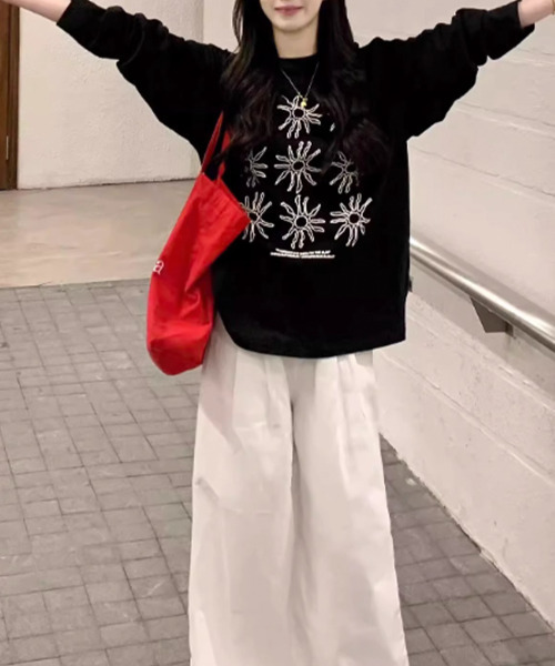 VIVID LADY(ビビッドレディー)の「フラワープリント ロンT 長袖(Tシャツ/カットソー・レディース・ホワイト/ブラック・FREE)」の12枚目の写真