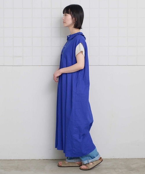 l'atelier du savon（アトリエドサボン）の「襟プリーツ綿麻ワンピース（ワンピース・レディース・ブルー/ブラック/オレンジ・FREE）」の7枚目の写真