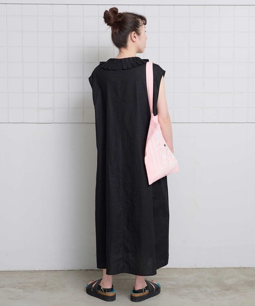 l'atelier du savon（アトリエドサボン）の「襟プリーツ綿麻ワンピース（ワンピース・レディース・ブルー/ブラック/オレンジ・FREE）」の16枚目の写真