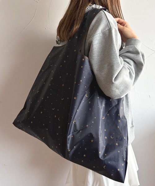 kutir（クティール）の「kutirlune／【大容量】マルチ総柄エコバッグ（エコバッグ/サブバッグ・レディース・ブラック/ベージュ/ブラウン/ブルー・FREE）」の4枚目の写真