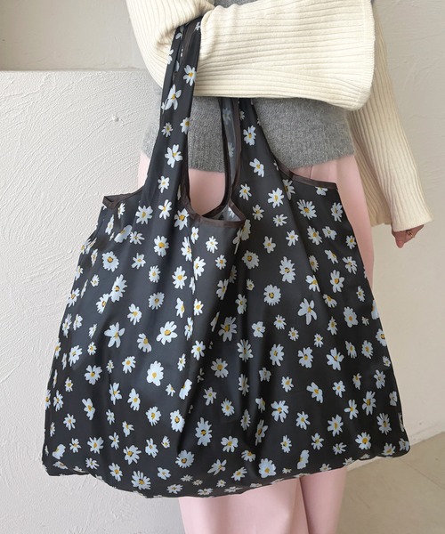 kutir（クティール）の「kutirlune／【大容量】マルチ総柄エコバッグ（エコバッグ/サブバッグ・レディース・ブラック/ベージュ/ブラウン/ブルー・FREE）」の21枚目の写真